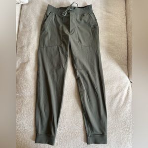 Lululemon ABC jogger sage green